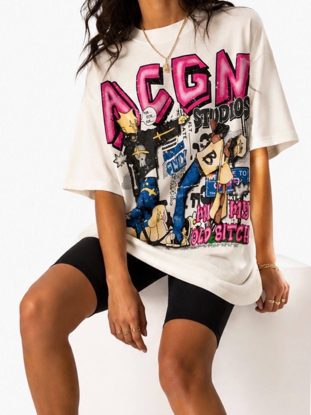 ACGN Studios Graffiti Oversized T-shirt White Size XL